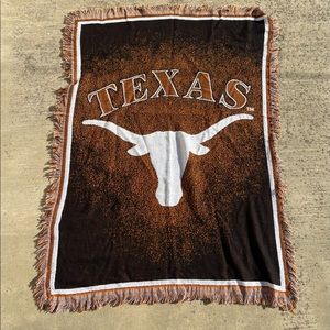 THE UNIVERSITY OF TEXAS VINTAGE BLANKET 🐂🟠⚫️⚪️